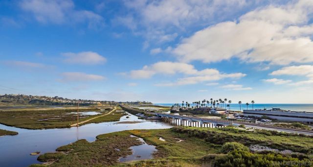 2516 San Elijo Ave, Cardiff, CA 92007