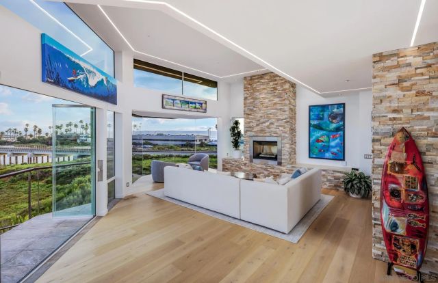 2516 San Elijo Ave, Cardiff, CA 92007