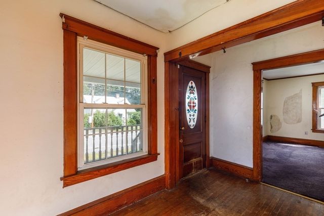 58 Lindell Avenue, Leominster, MA 01453