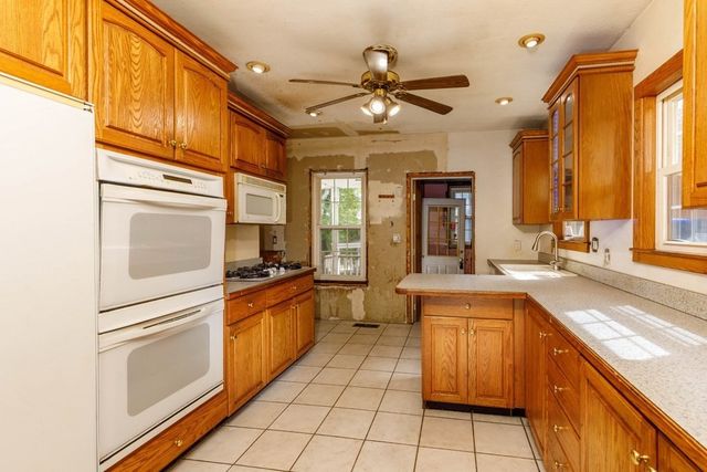 58 Lindell Avenue, Leominster, MA 01453