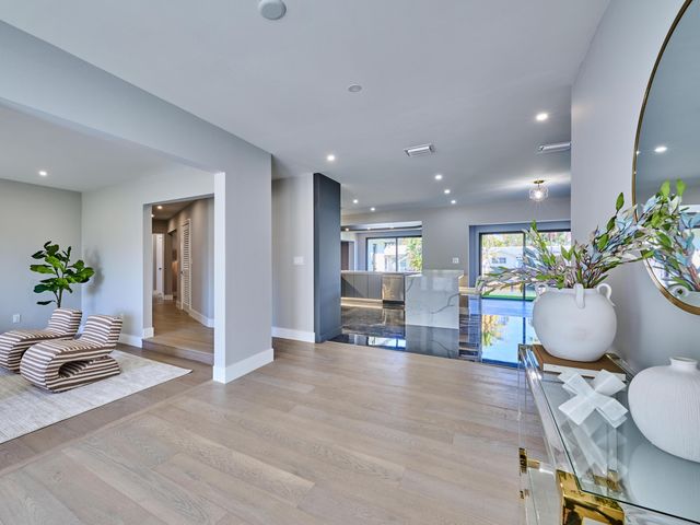 1170 Fairview Lane, Singer Island, FL 33404