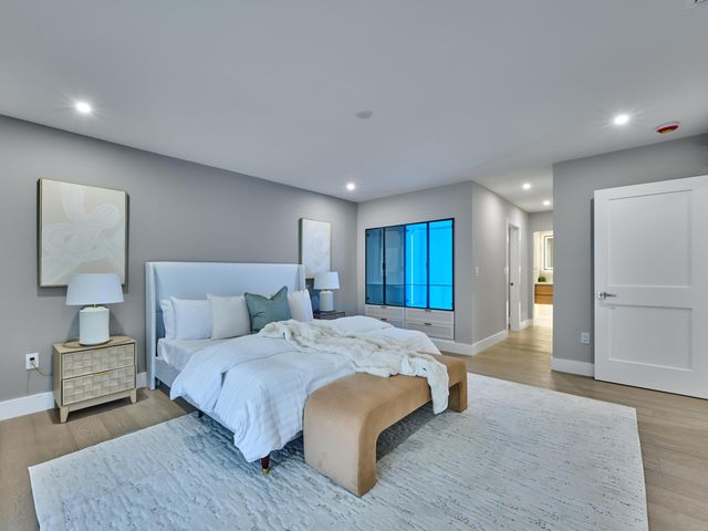 1170 Fairview Lane, Singer Island, FL 33404