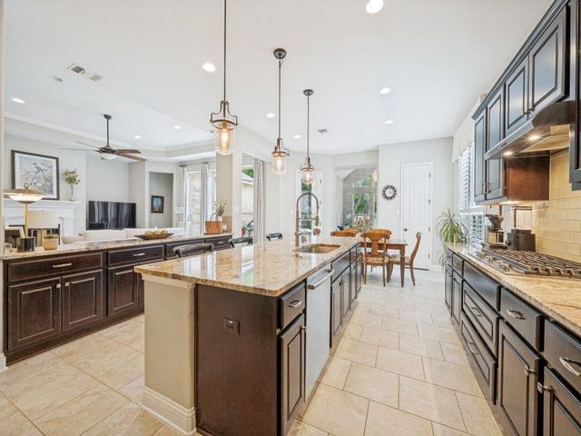 14401 Laurinburg DR, Austin, TX 78717