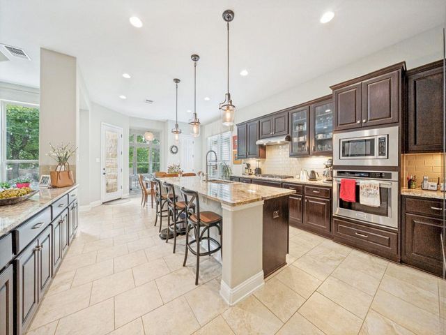 14401 Laurinburg DR, Austin, TX 78717