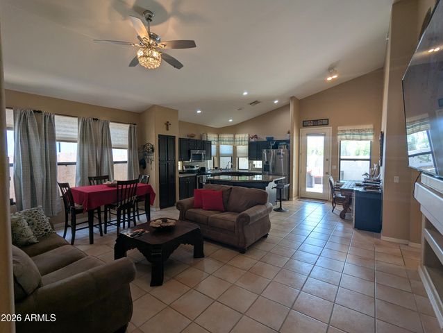 30832 N 41ST Place, Cave Creek, AZ 85331