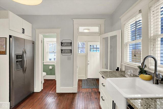 4330 Carrollton Avenue, Indianapolis, IN 46205