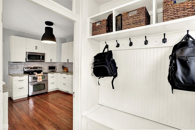 4330 Carrollton Avenue, Indianapolis, IN 46205