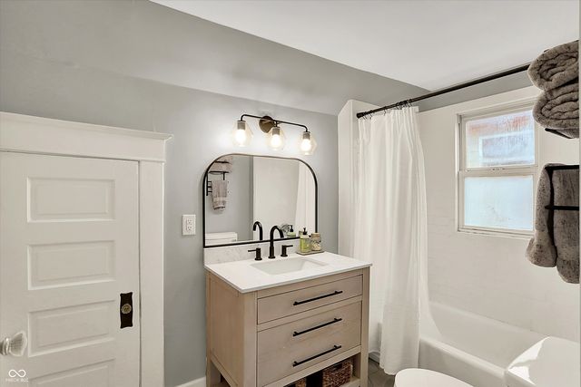 4330 Carrollton Avenue, Indianapolis, IN 46205