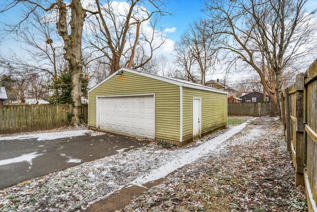 4330 Carrollton Avenue, Indianapolis, IN 46205