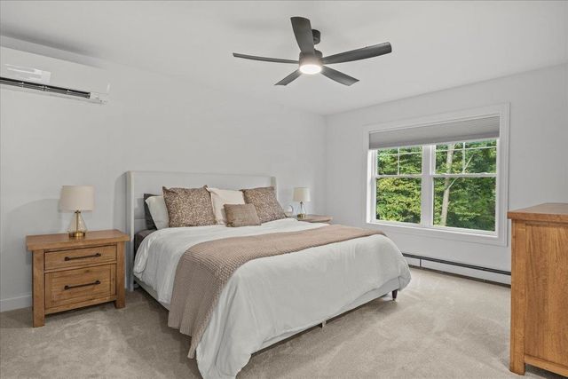 100 Leos Lane, Georgia, VT 05478