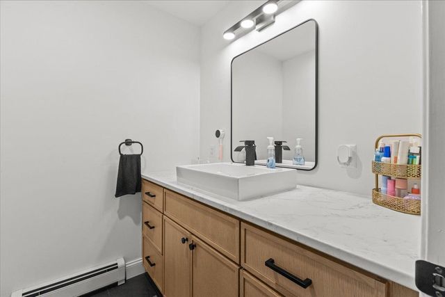 100 Leos Lane, Georgia, VT 05478