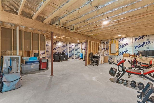 100 Leos Lane, Georgia, VT 05478