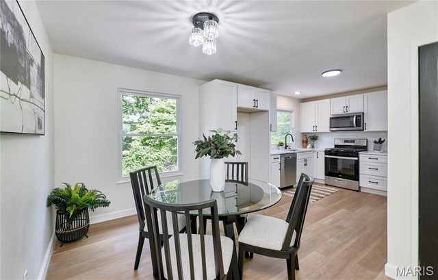 10403 Saint Ives Drive, Dellwood, MO 63136