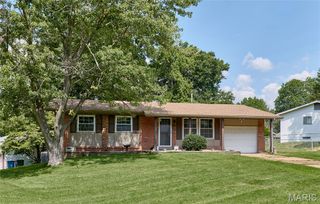 10403 Saint Ives Drive, Dellwood, MO 63136