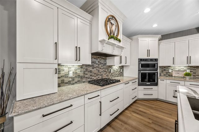 3223 Silver Oak Trail, Marion, IA 52302