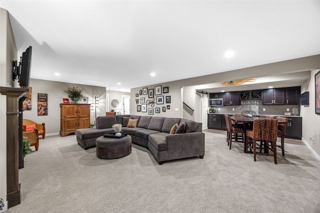 3223 Silver Oak Trail, Marion, IA 52302