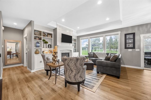 3223 Silver Oak Trail, Marion, IA 52302