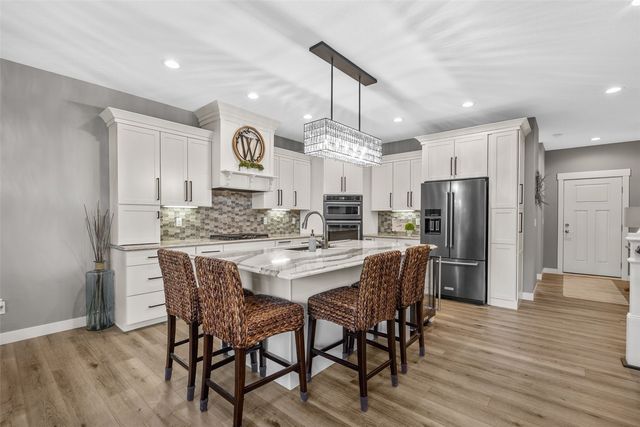 3223 Silver Oak Trail, Marion, IA 52302