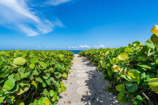 2575 S Ocean Boulevard 201 S, Highland Beach, FL 33487