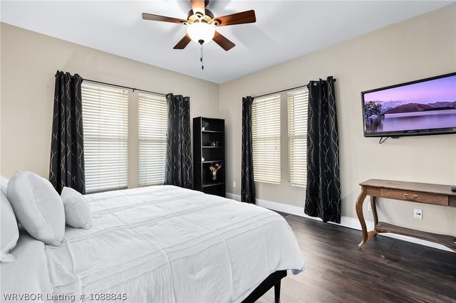 910 S 25th Street, Fort Smith, AR 72901