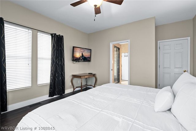 910 S 25th Street, Fort Smith, AR 72901
