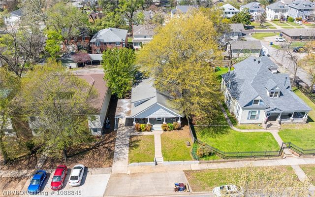 910 S 25th Street, Fort Smith, AR 72901