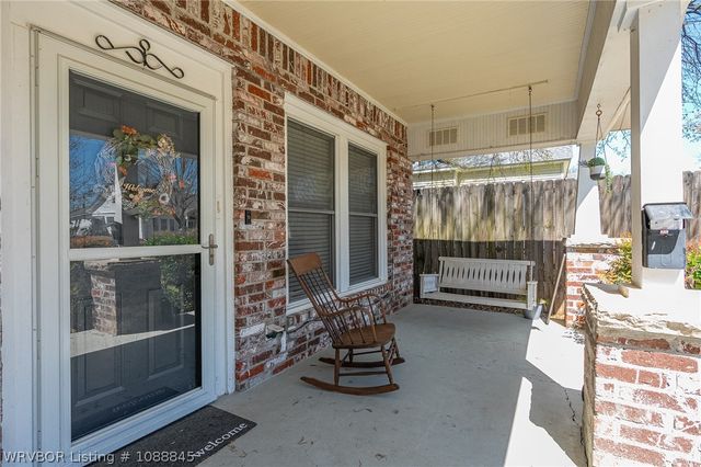 910 S 25th Street, Fort Smith, AR 72901