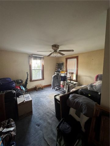 101 Omaha Boulevard, Warwick, RI 02889