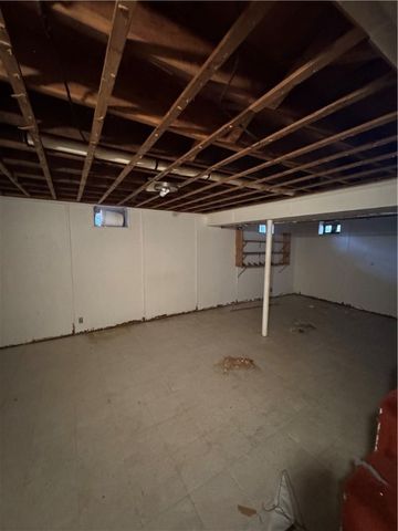 101 Omaha Boulevard, Warwick, RI 02889