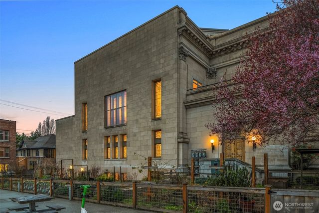 1849 16th Avenue, Seattle, WA 98112