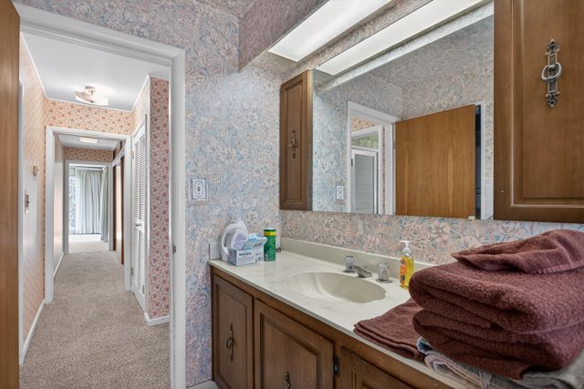 400 Outer Court, Tecumseh, MI 49286