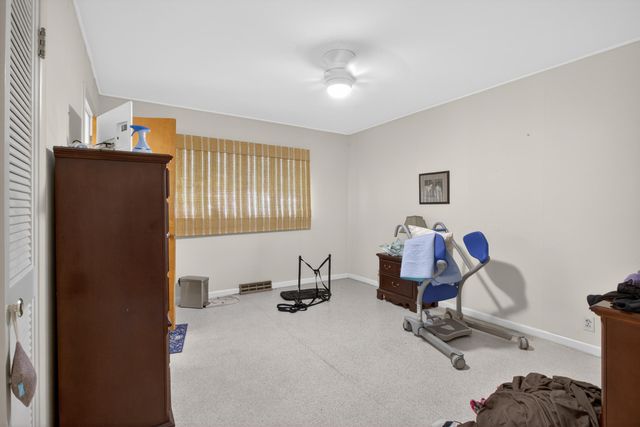 400 Outer Court, Tecumseh, MI 49286
