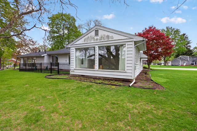 400 Outer Court, Tecumseh, MI 49286
