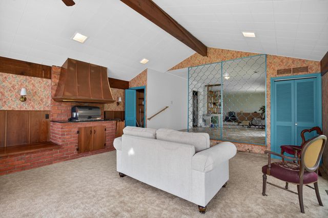 400 Outer Court, Tecumseh, MI 49286