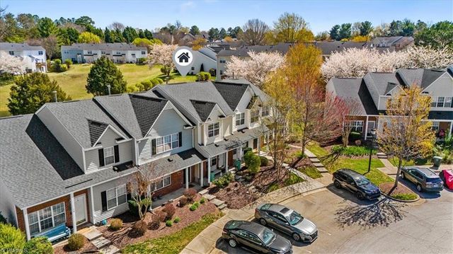 14 Meadow Crossing Court, Greensboro, NC 27410