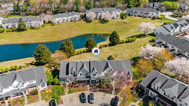 14 Meadow Crossing Court, Greensboro, NC 27410