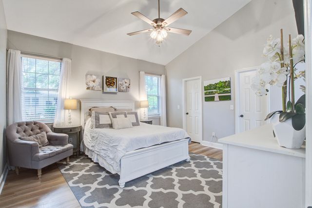 3242 Heathland Way, Mount Pleasant, SC 29466