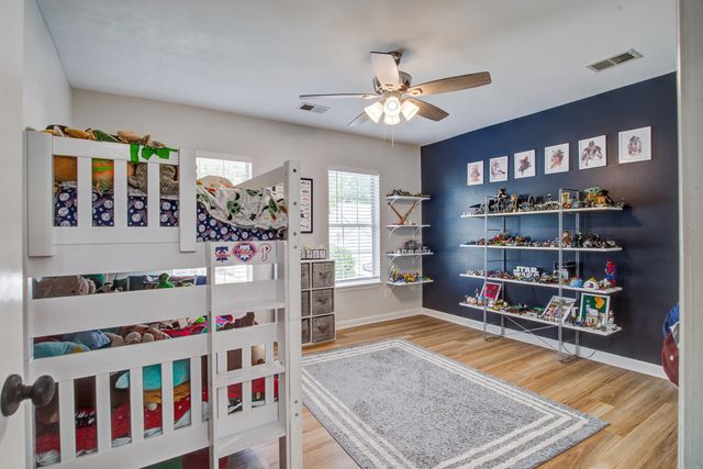 3242 Heathland Way, Mount Pleasant, SC 29466