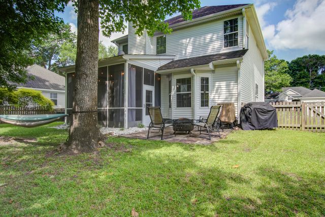 3242 Heathland Way, Mount Pleasant, SC 29466