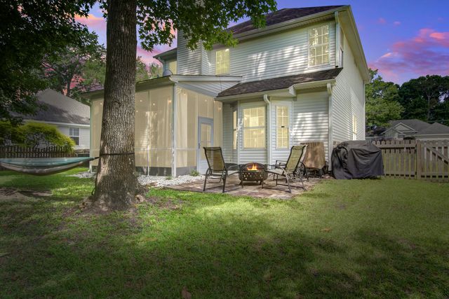 3242 Heathland Way, Mount Pleasant, SC 29466