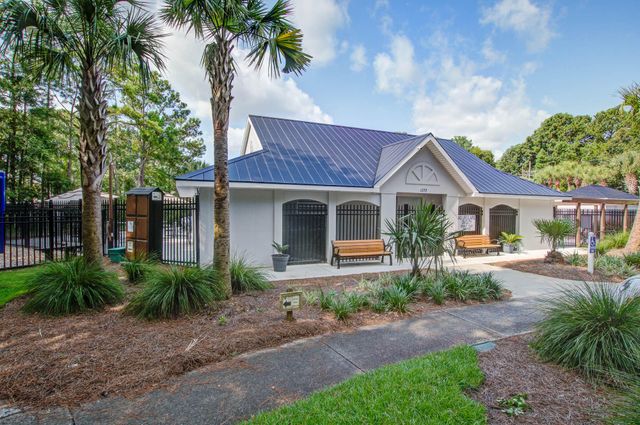 3242 Heathland Way, Mount Pleasant, SC 29466