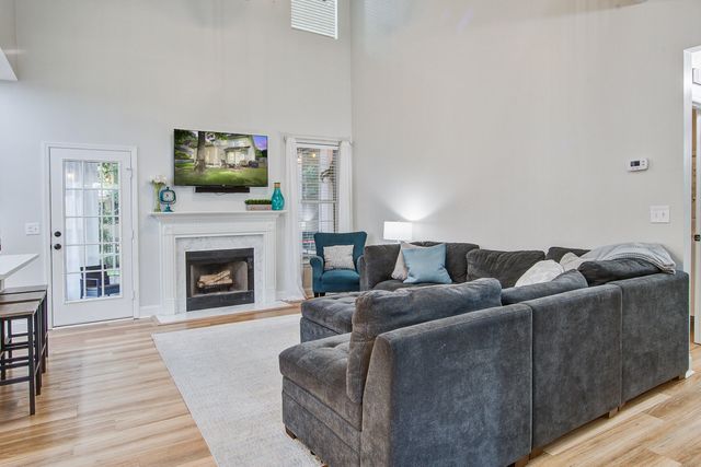 3242 Heathland Way, Mount Pleasant, SC 29466