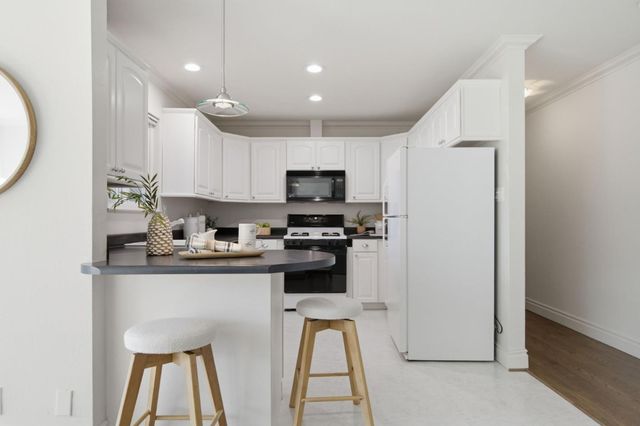 66 Club Drive, San Carlos, CA 94070