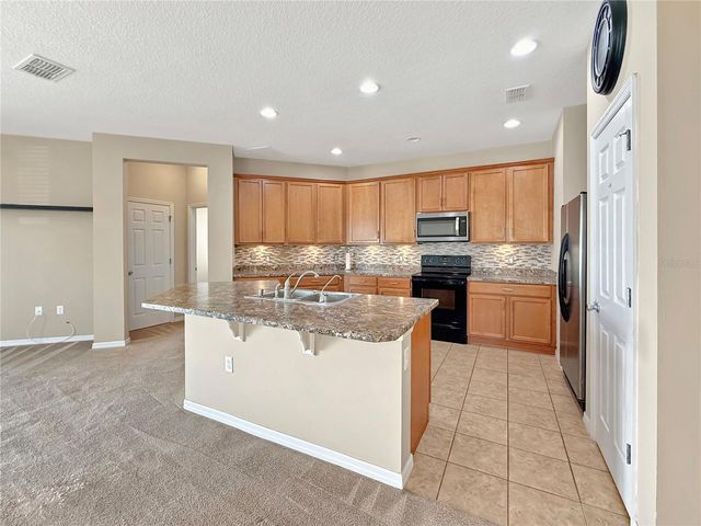 4284 MOON SHADOW LOOP, Mulberry, FL 33860