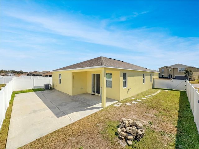 4284 MOON SHADOW LOOP, Mulberry, FL 33860
