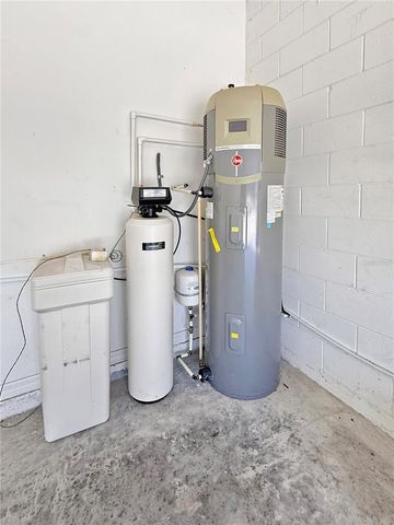 4284 MOON SHADOW LOOP, Mulberry, FL 33860