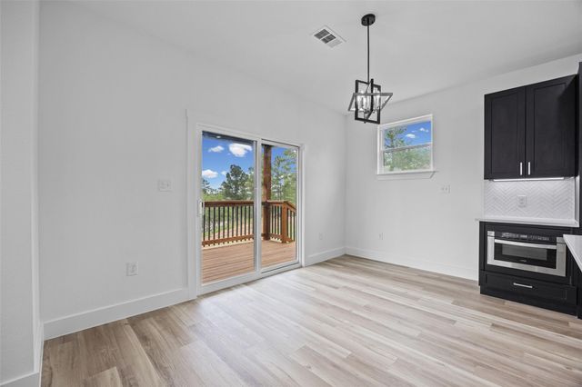 142 Mahalo CT, Bastrop, TX 78602