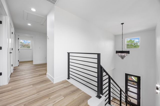 142 Mahalo CT, Bastrop, TX 78602