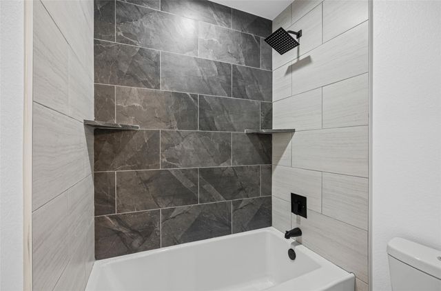 142 Mahalo CT, Bastrop, TX 78602