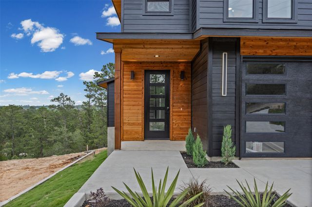142 Mahalo CT, Bastrop, TX 78602